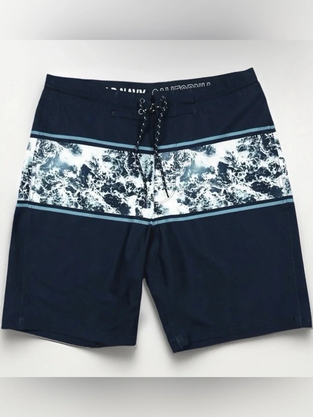 Old Navy Board Shorts Men’s Size 30 Blue White Beach Surf Swim Trunks UPF NWT